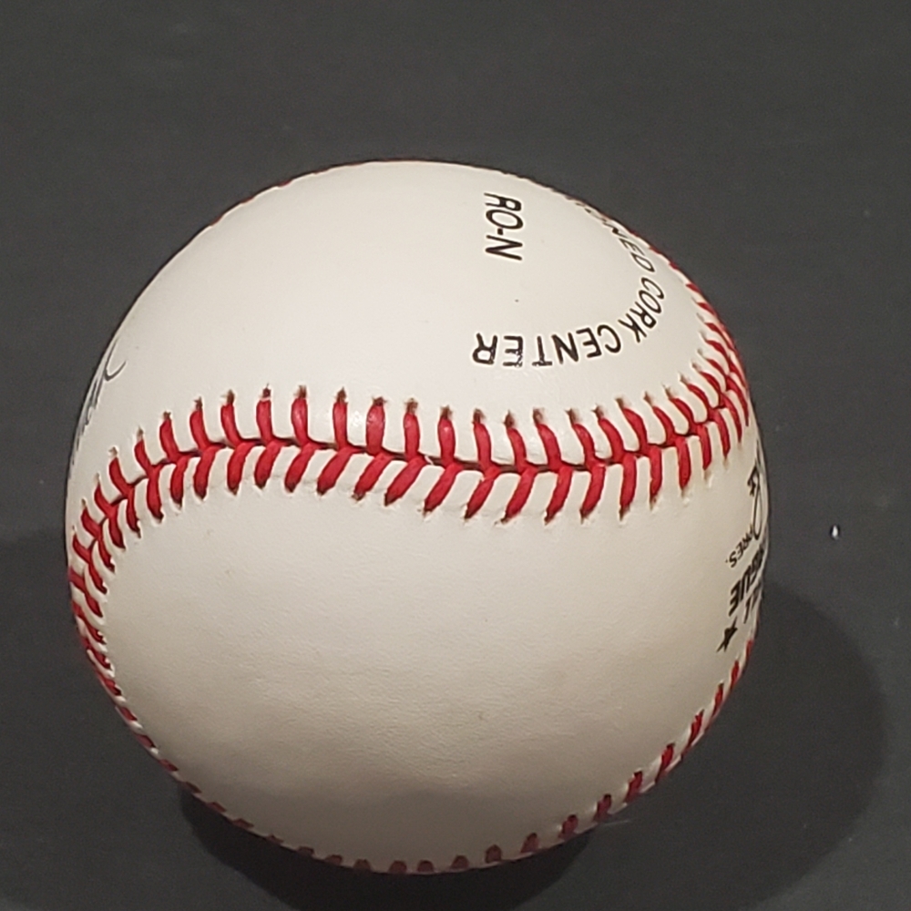 Johnny Bench Autographed Signed Baseball w/ Case Display Stand COA Score Board - Picture 6 of 8